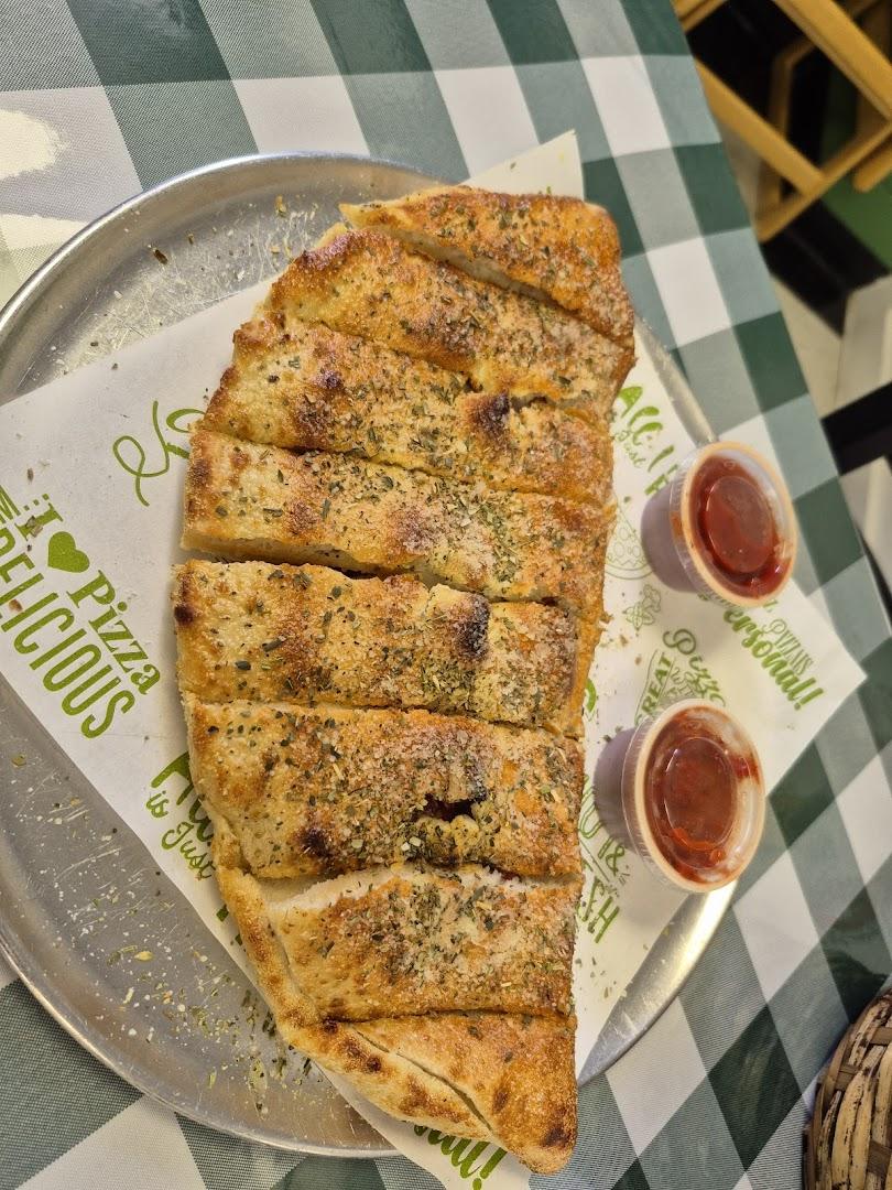 Parkers Pizza